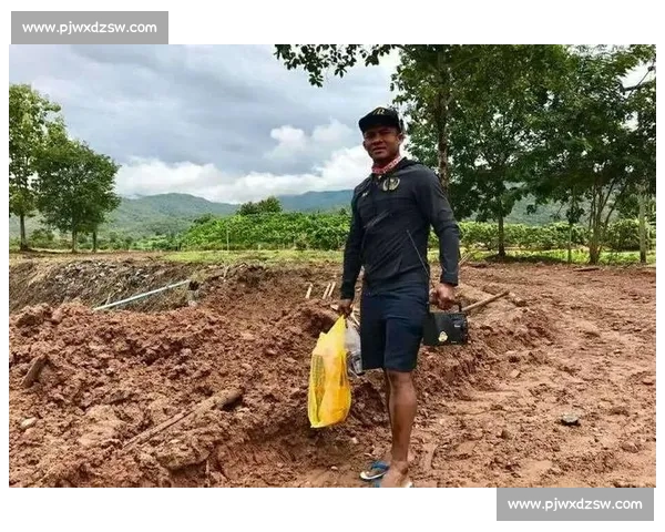 达占巴对决播求巅峰一战揭示泰拳与踢拳的时代碰撞与传奇宿命之夜